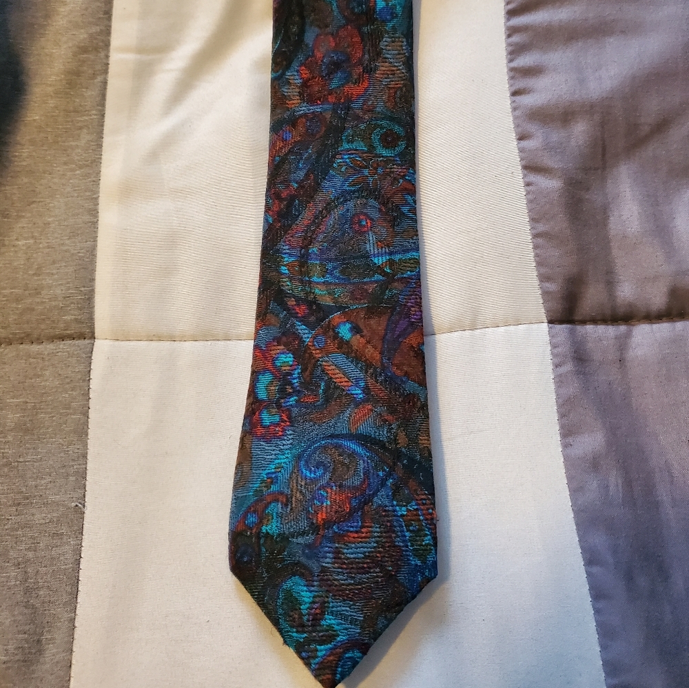 Necktie
